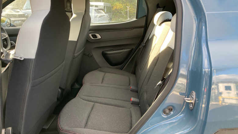 Dacia Spring 27kWh Expression 65 48kW 5dr Auto Electric Hatchback